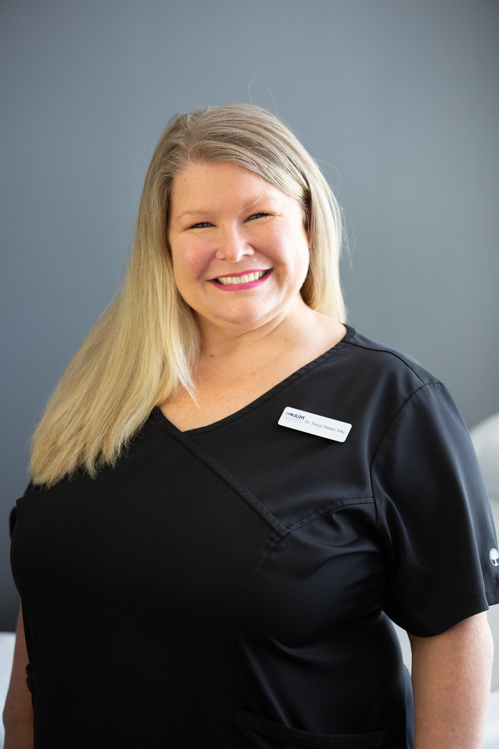 Dr Tonya Weber
